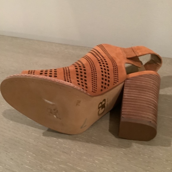 Gianni Bini open toe bootie - Picture 13 of 13